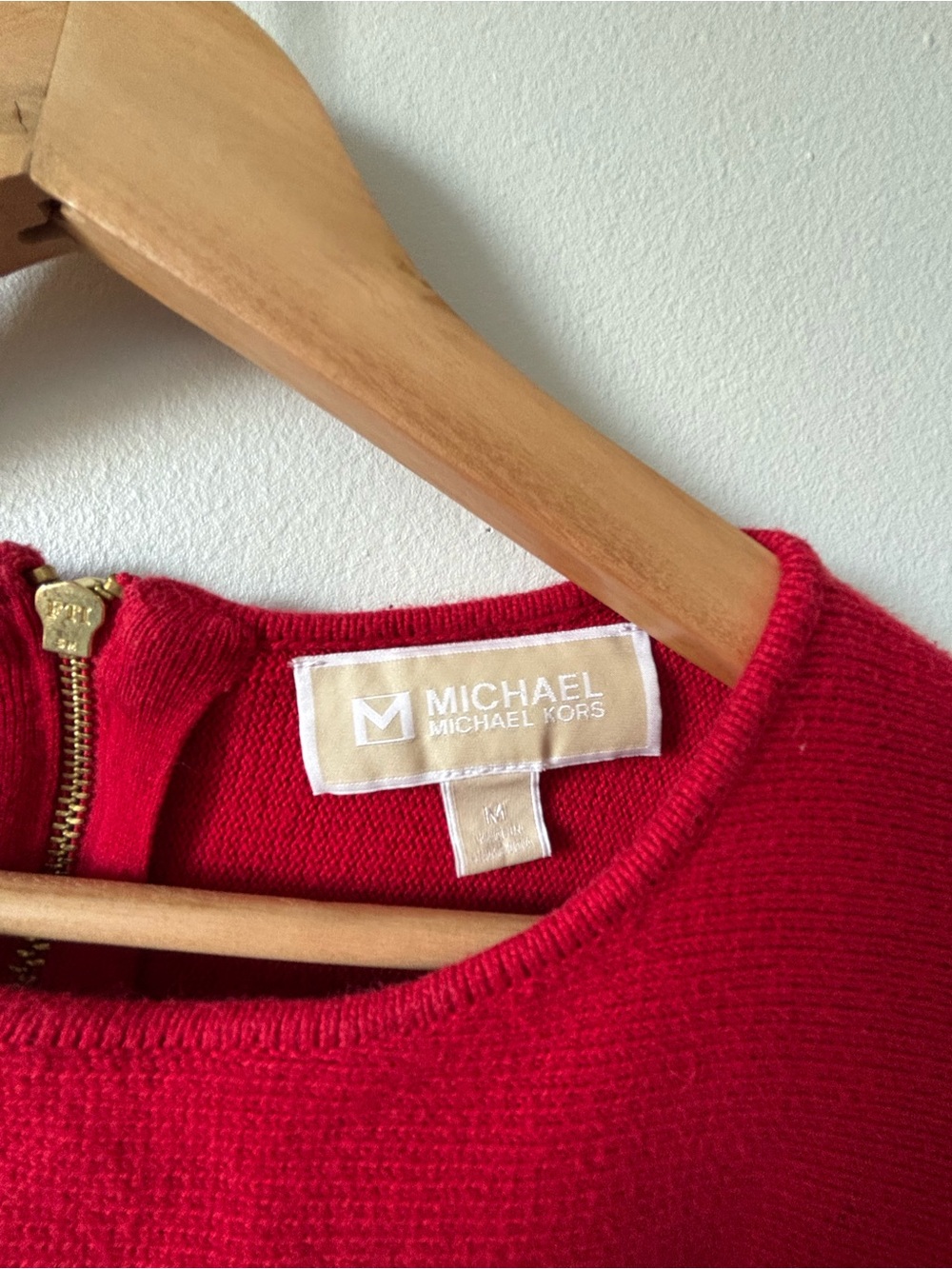 Michael Kors Red Knit Long Sleeve Top with Gold Back Zip - Picture 4 of 11